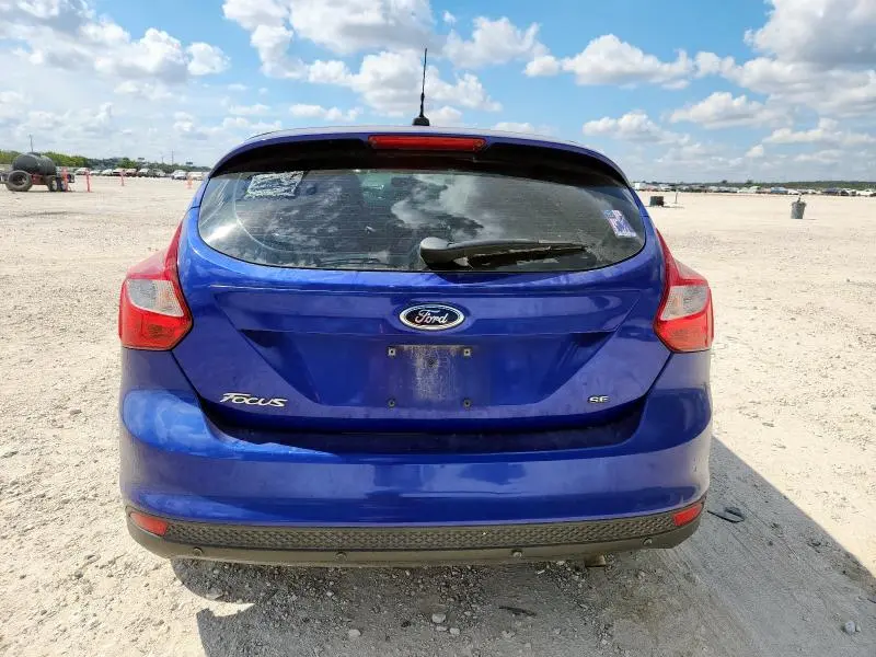 2014 FORD FOCUS SE  