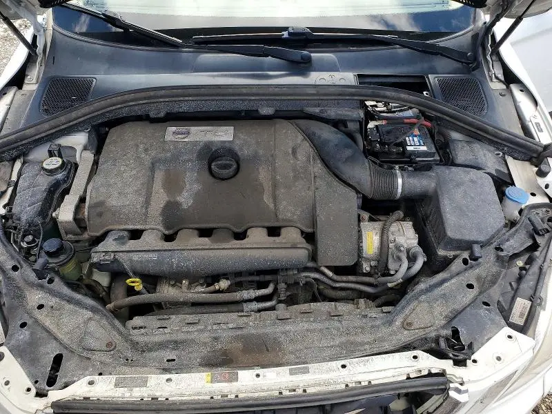 2013 VOLVO XC60 T6  