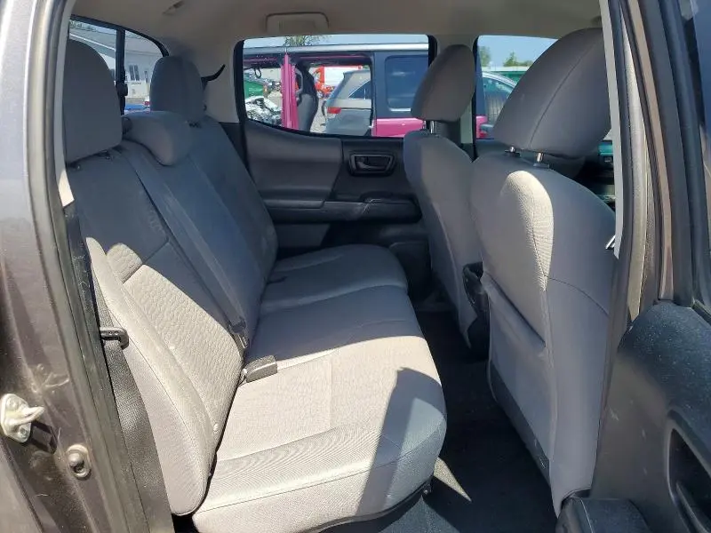 2016 TOYOTA TACOMA SR  