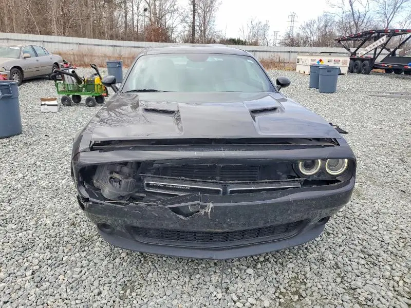 2020 DODGE CHALLENGER SXT  