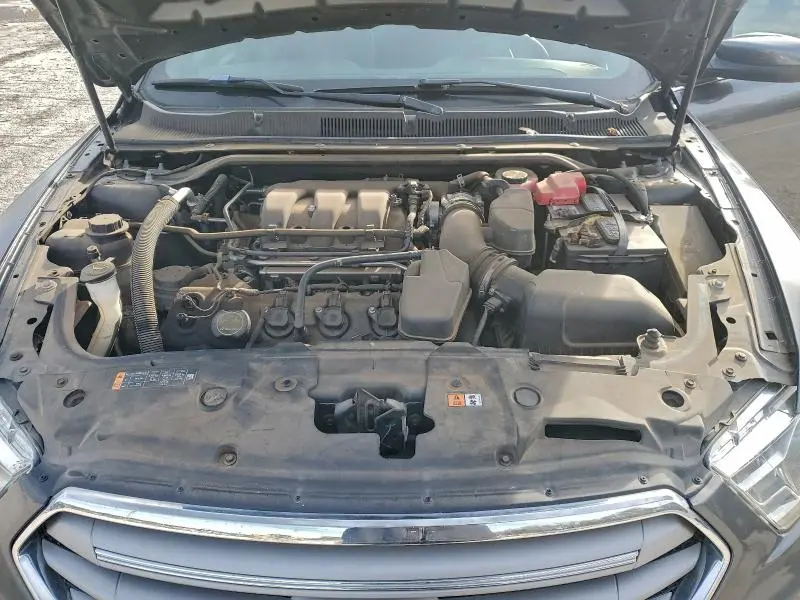 2015 FORD TAURUS SEL  