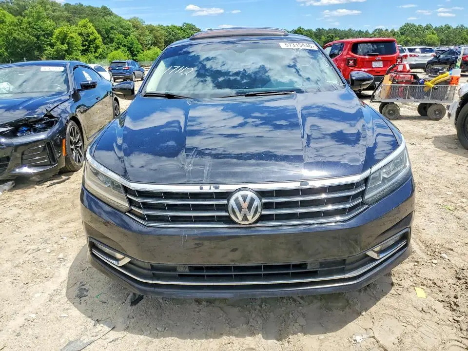 2017 VOLKSWAGEN PASSAT SEL PREMIUM  