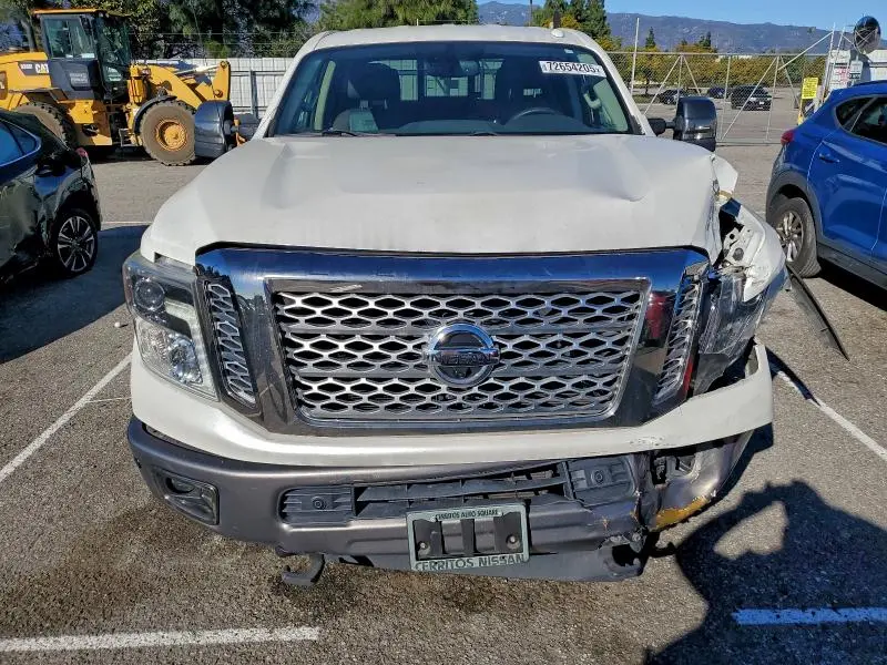 2017 NISSAN TITAN XD SL  