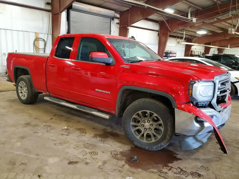 2017 GMC SIERRA K1500 SLE  