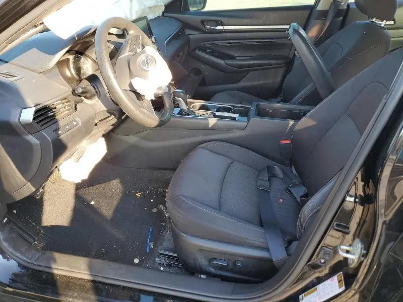 2021 NISSAN ALTIMA SV  