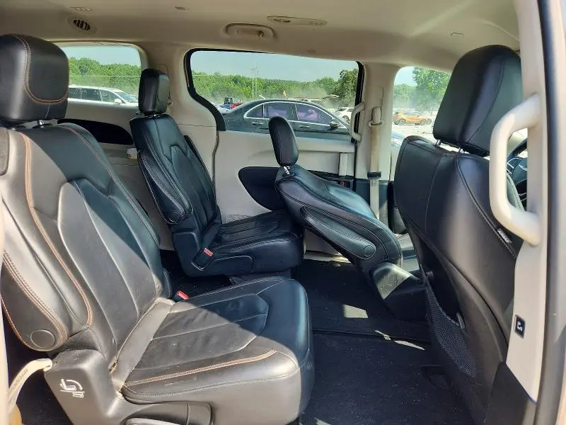 2017 CHRYSLER PACIFICA TOURING L  