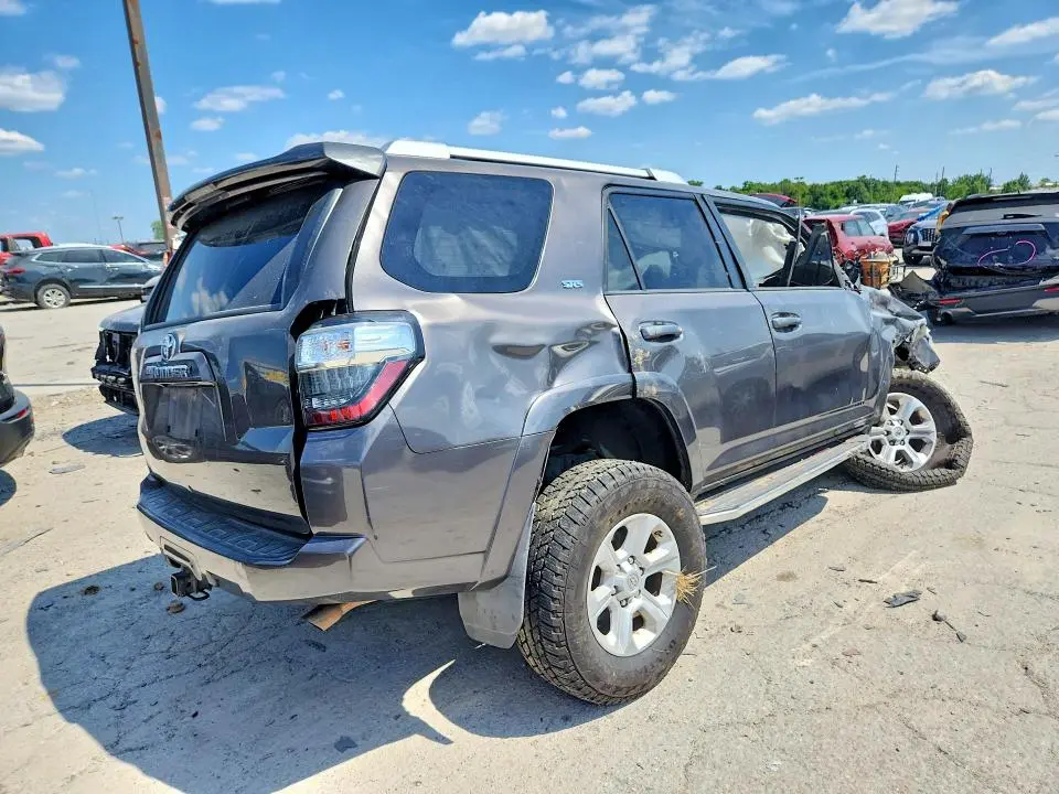 2016 TOYOTA 4RUNNER SR5  