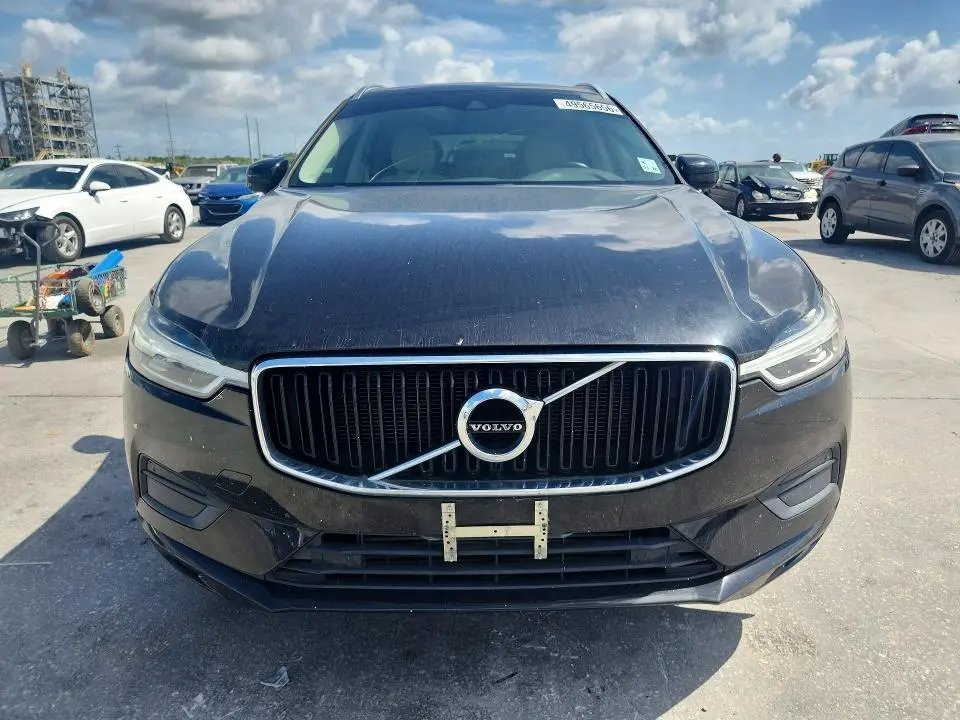 2018 VOLVO XC60 T5 MOMENTUM  