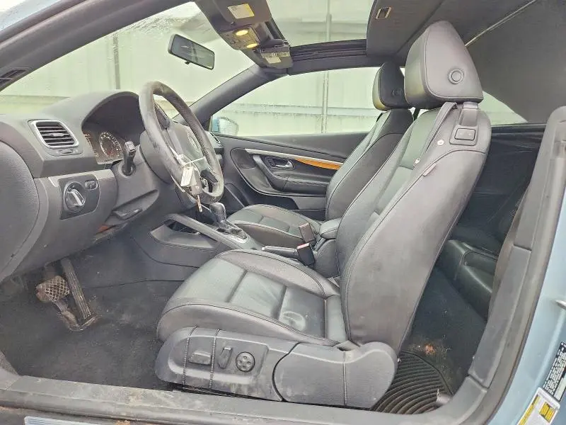 2012 VOLKSWAGEN EOS KOMFORT  