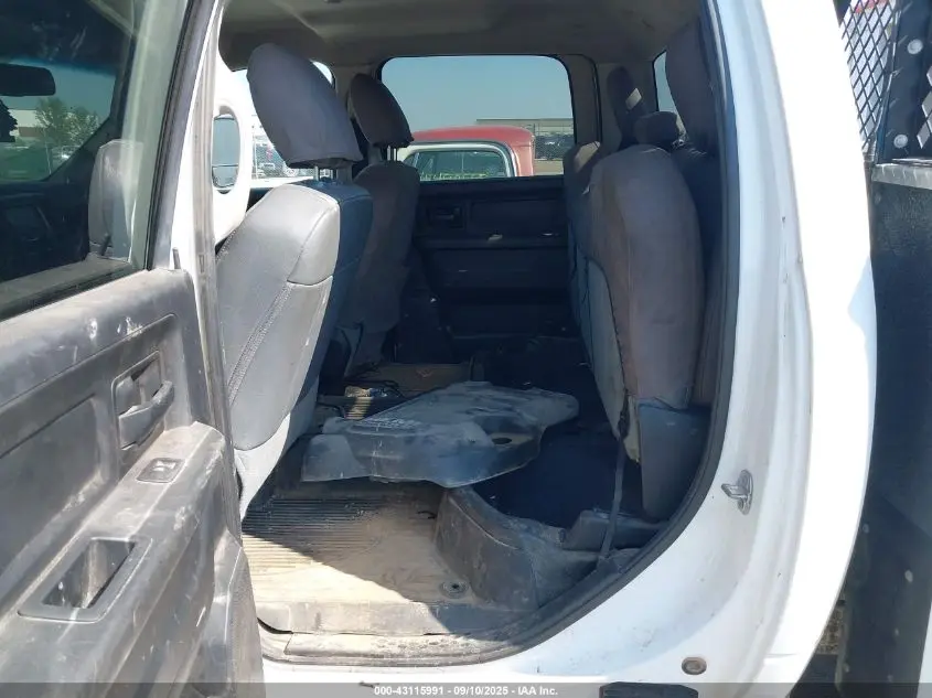 2018 RAM 2500 TRADESMAN  4X4 8' BOX