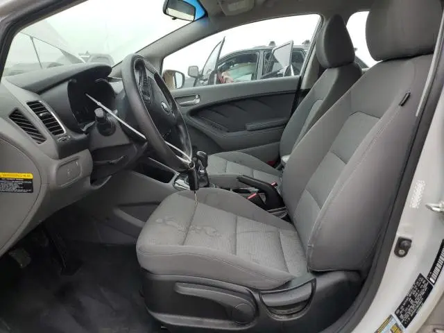 2017 KIA FORTE LX  
