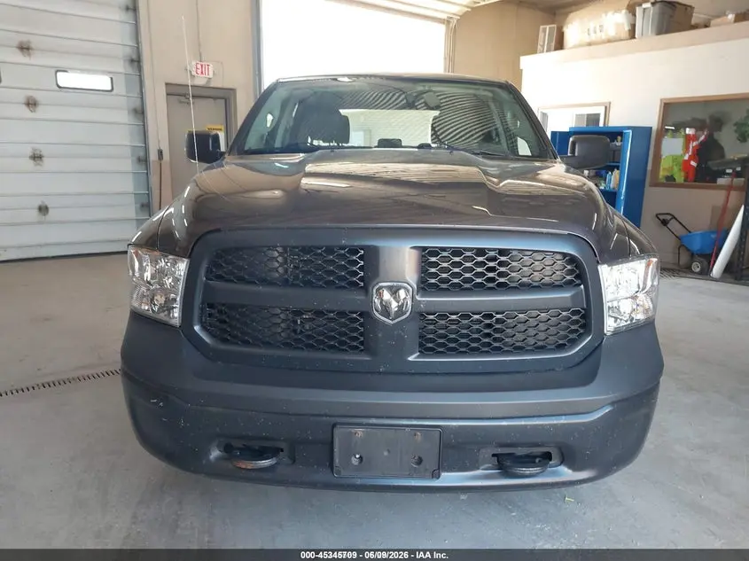 2020 RAM 1500 CLASSIC TRADESMAN  4X4 5'7 BOX