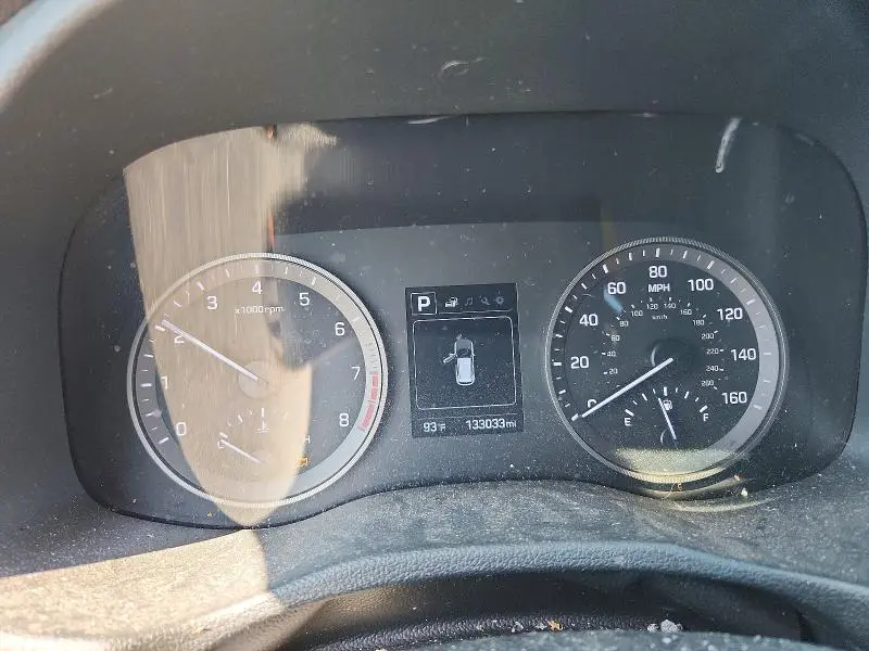2018 HYUNDAI TUCSON SE  