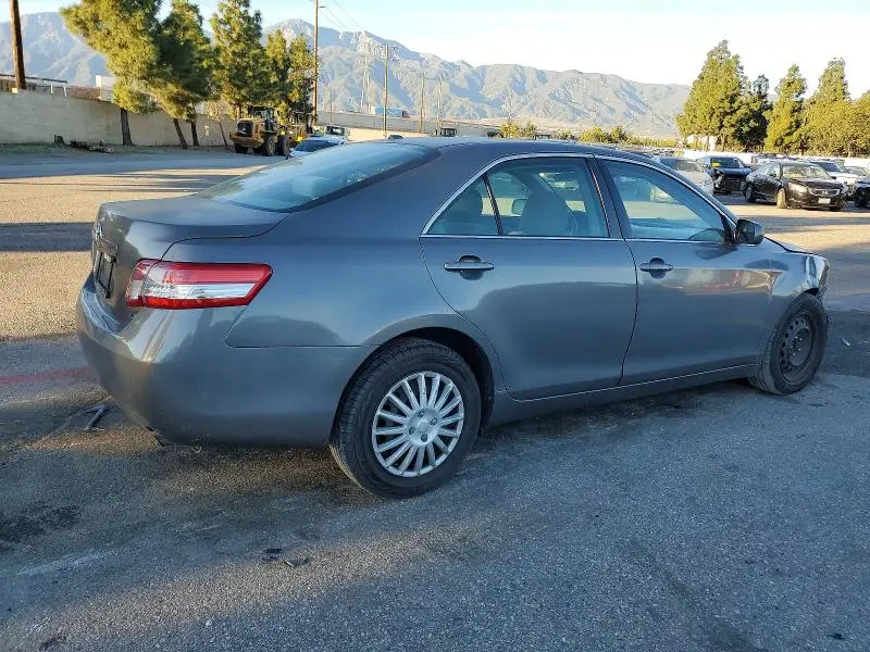 2011 TOYOTA CAMRY BASE  