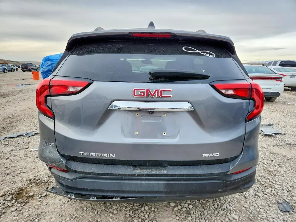 2020 GMC TERRAIN SLE  