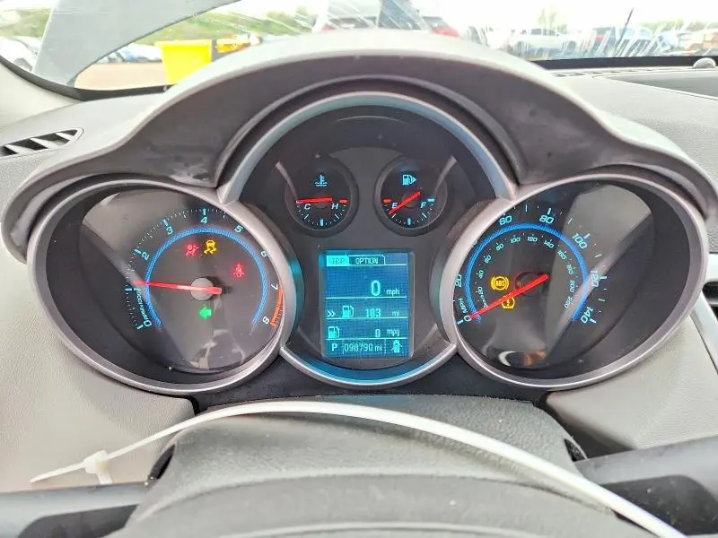 2013 CHEVROLET CRUZE LS  