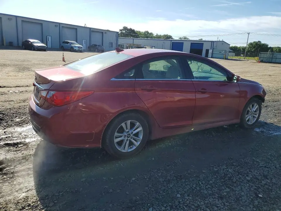 2014 HYUNDAI SONATA GLS  
