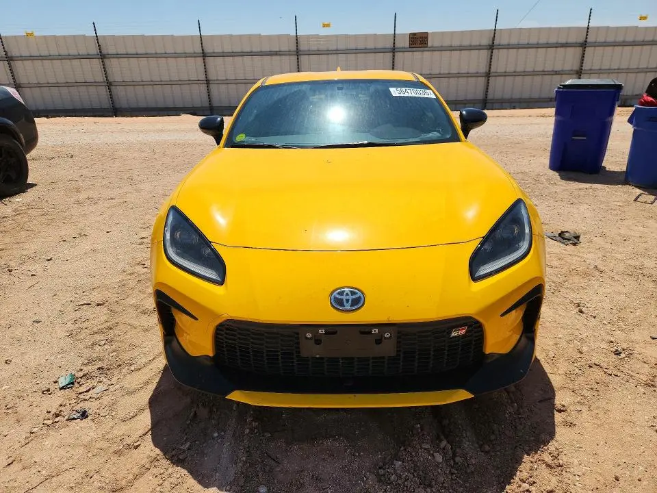 2026 TOYOTA GR 86 YUZU EDITION  