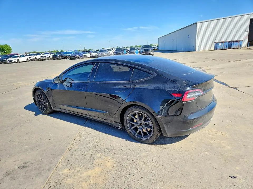 2018 TESLA MODEL 3   