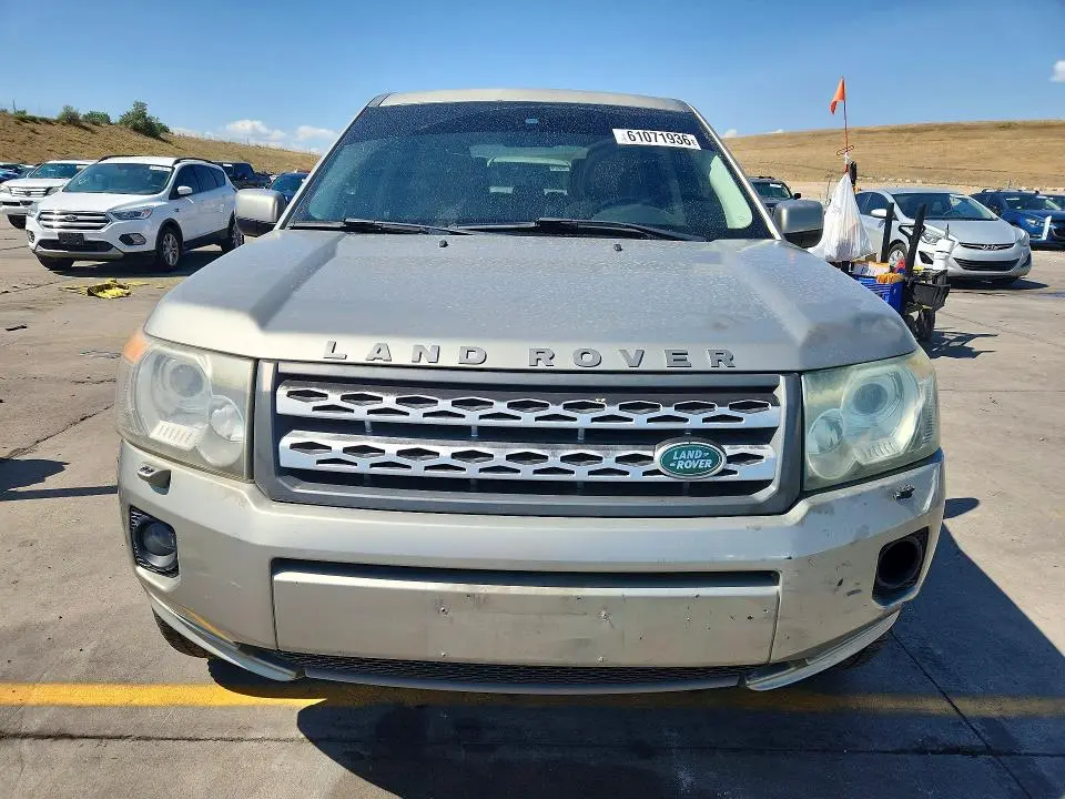 2011 LAND ROVER LR2 HSE  
