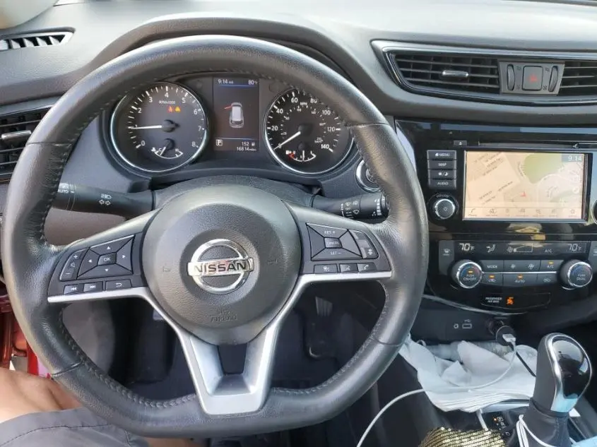 2018 NISSAN ROGUE SV