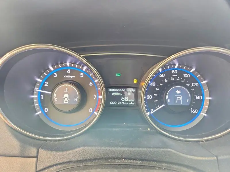 2012 HYUNDAI SONATA GLS  