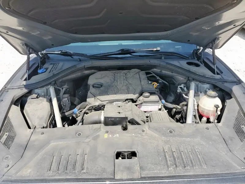 2022 GENESIS GV70 BASE  