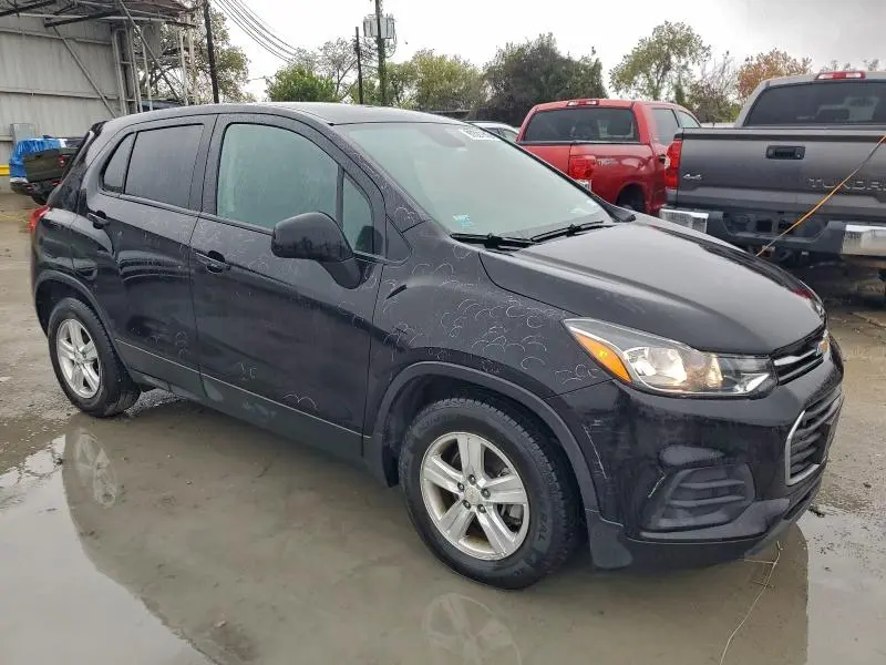 2021 CHEVROLET TRAX LS  