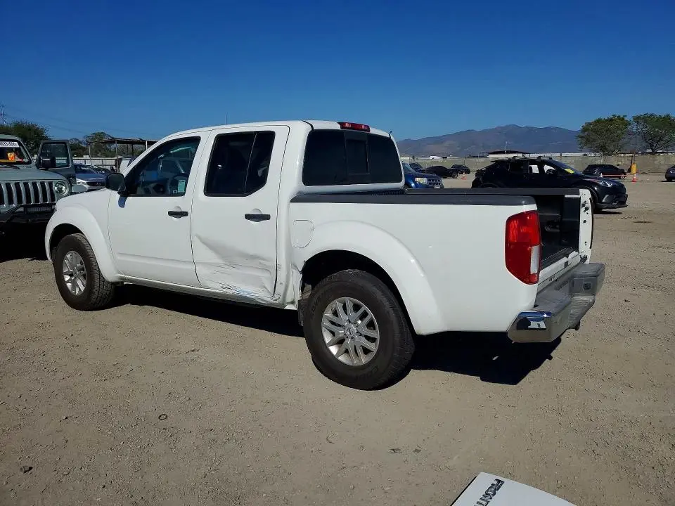 2016 NISSAN FRONTIER SV  