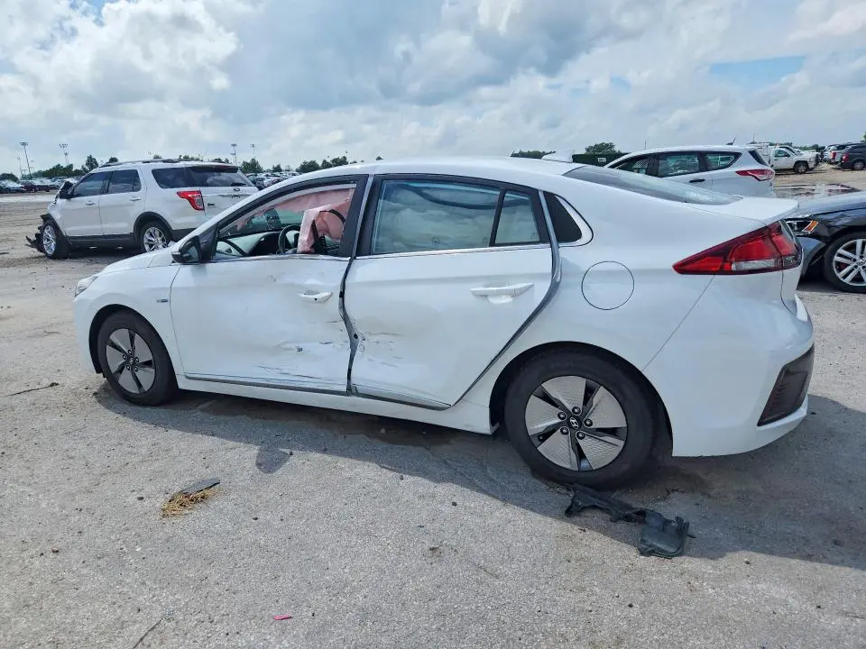 2020 HYUNDAI IONIQ SE  
