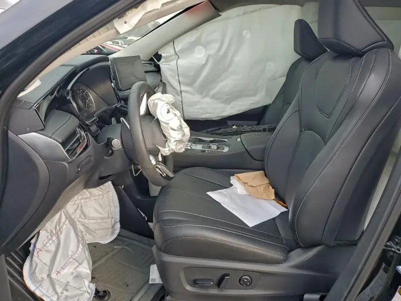 2025 INFINITI QX60 PURE  