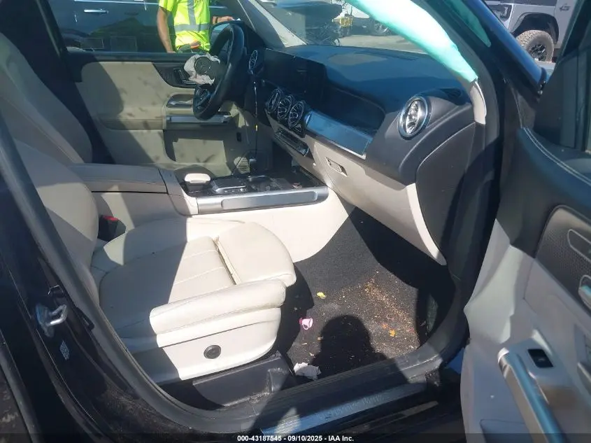 2021 MERCEDES-BENZ GLB 250  