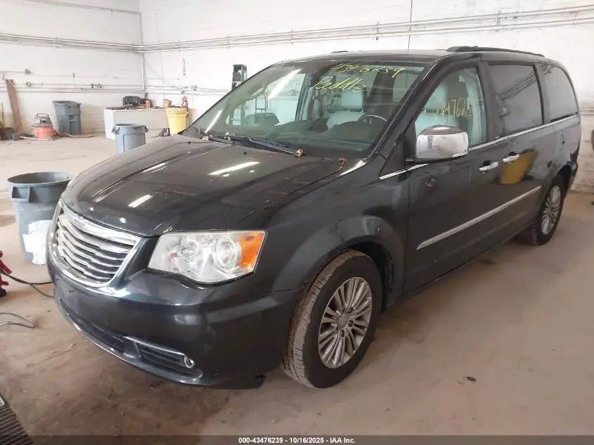 2013 CHRYSLER TOWN & COUNTRY TOURING-L