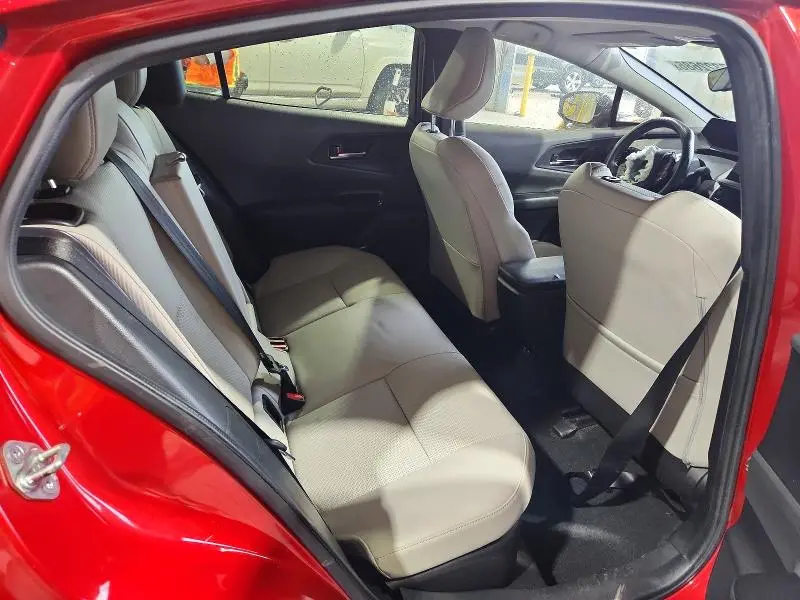 2023 TOYOTA PRIUS XLE  