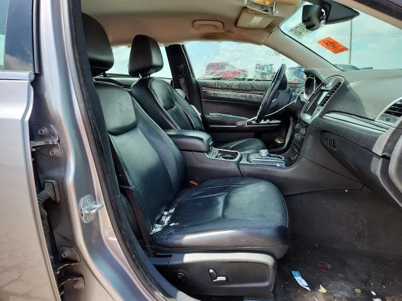 2015 CHRYSLER 300 LIMITED  