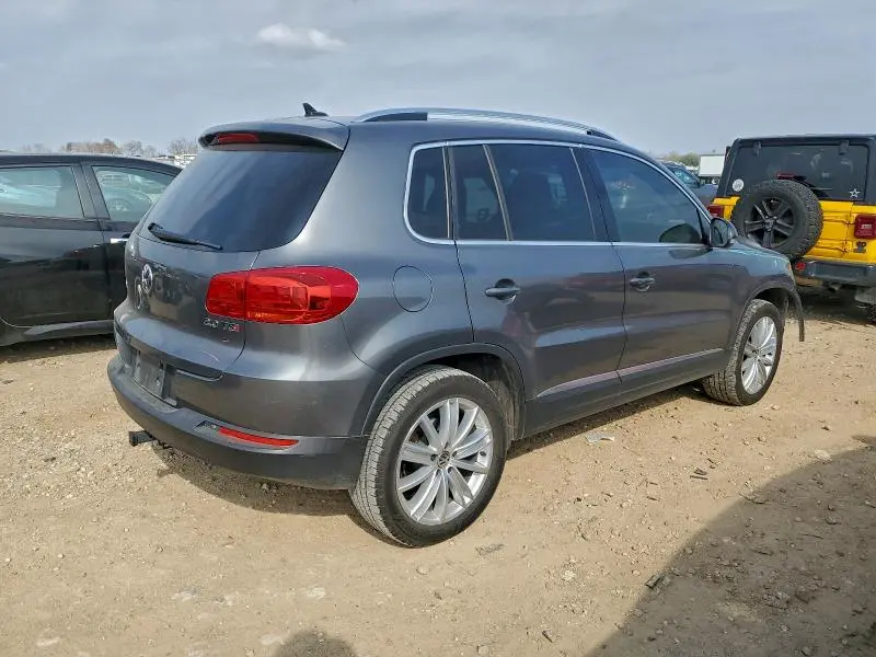 2014 VOLKSWAGEN TIGUAN S  