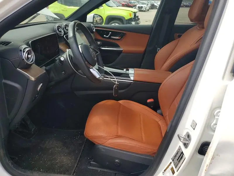 2025 MERCEDES-BENZ GLC 300 4MATIC  