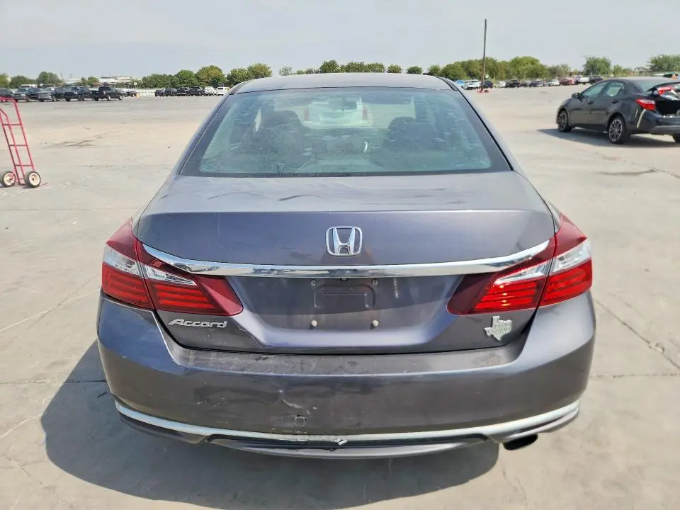 2017 HONDA ACCORD LX  