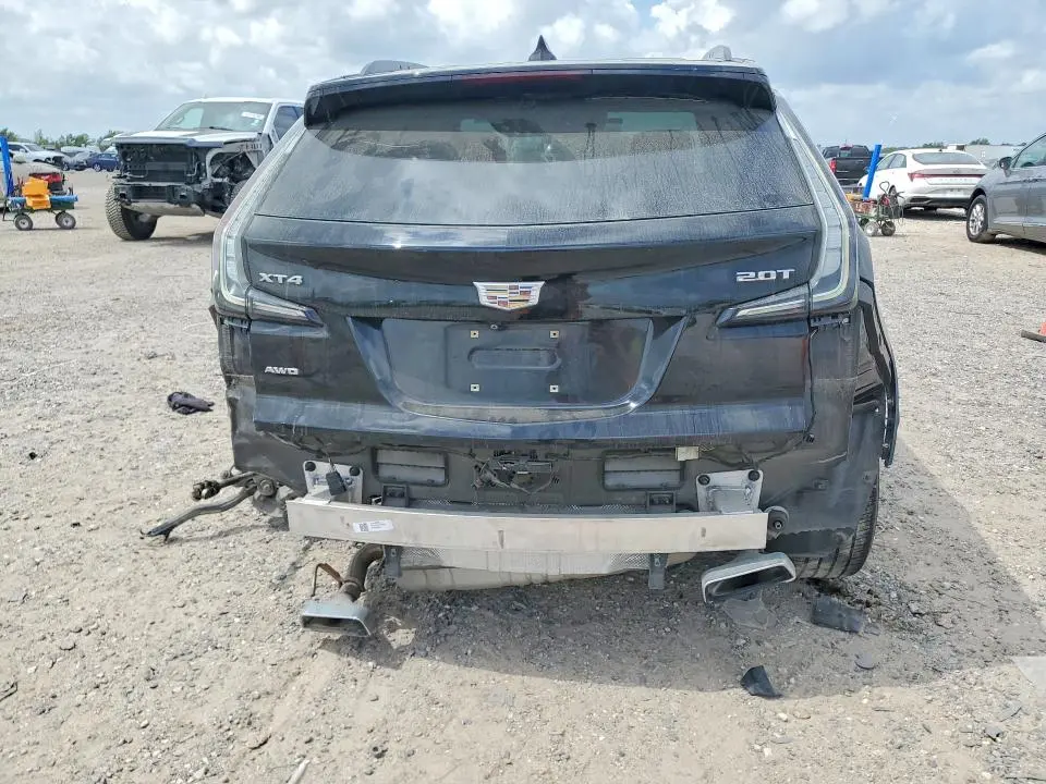 2019 CADILLAC XT4 SPORT  