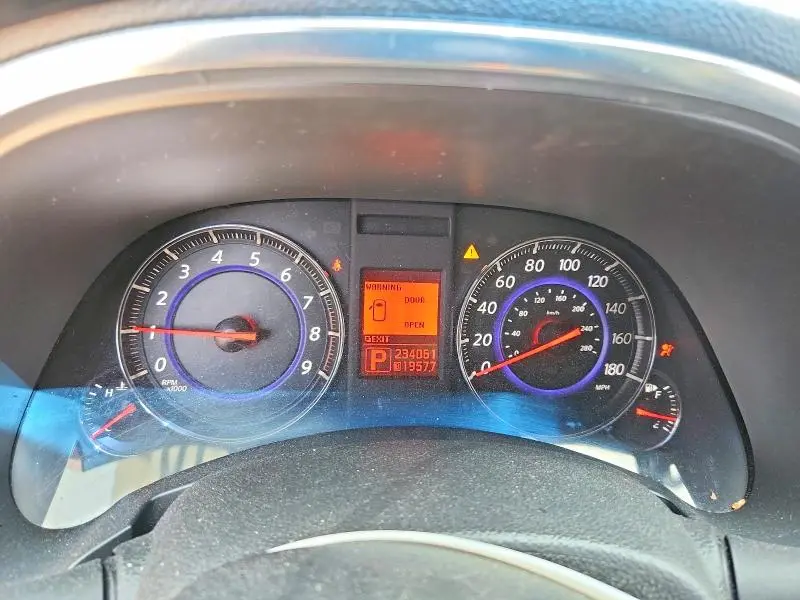 2010 INFINITI FX35 BASE  
