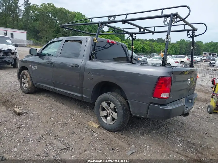 2019 RAM 1500 CLASSIC EXPRESS  4X4 5'7 BOX