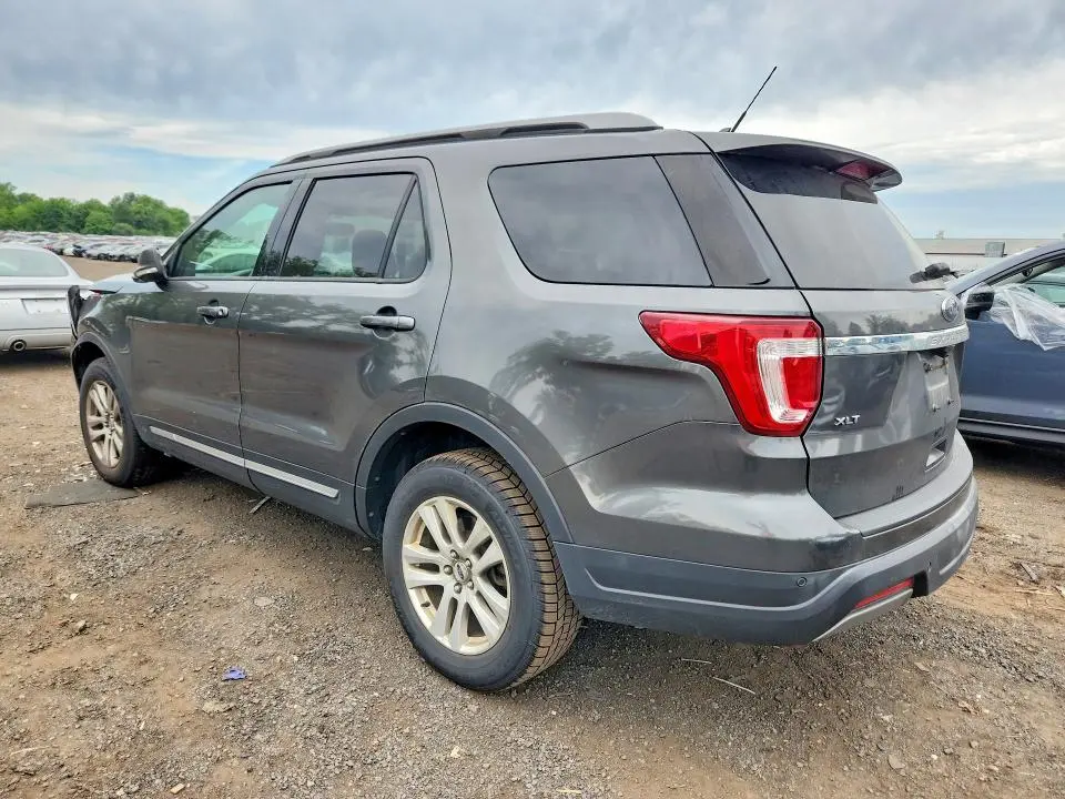 2019 FORD EXPLORER XLT  