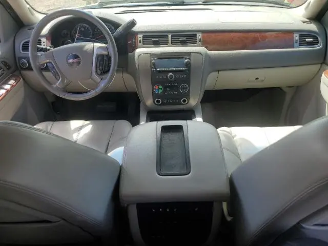 2010 GMC YUKON SLT  