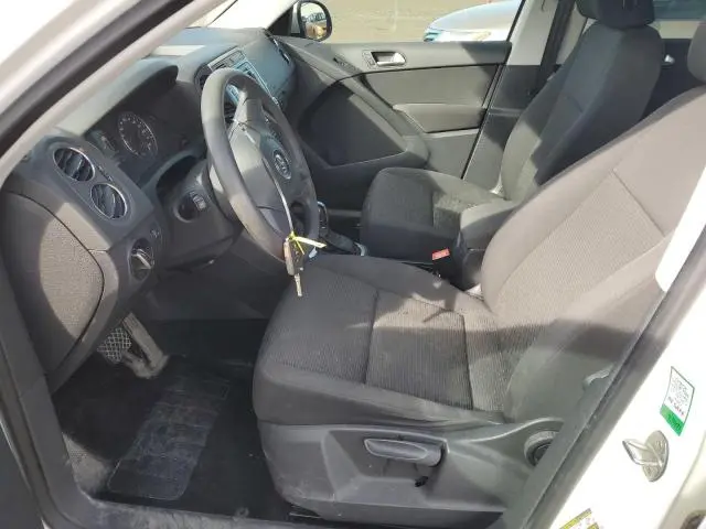 2012 VOLKSWAGEN TIGUAN S  