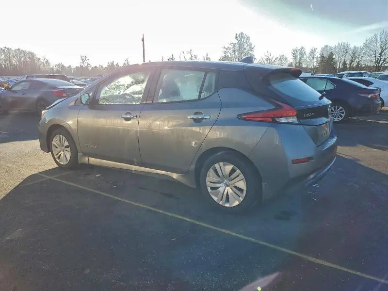 2018 NISSAN LEAF S  
