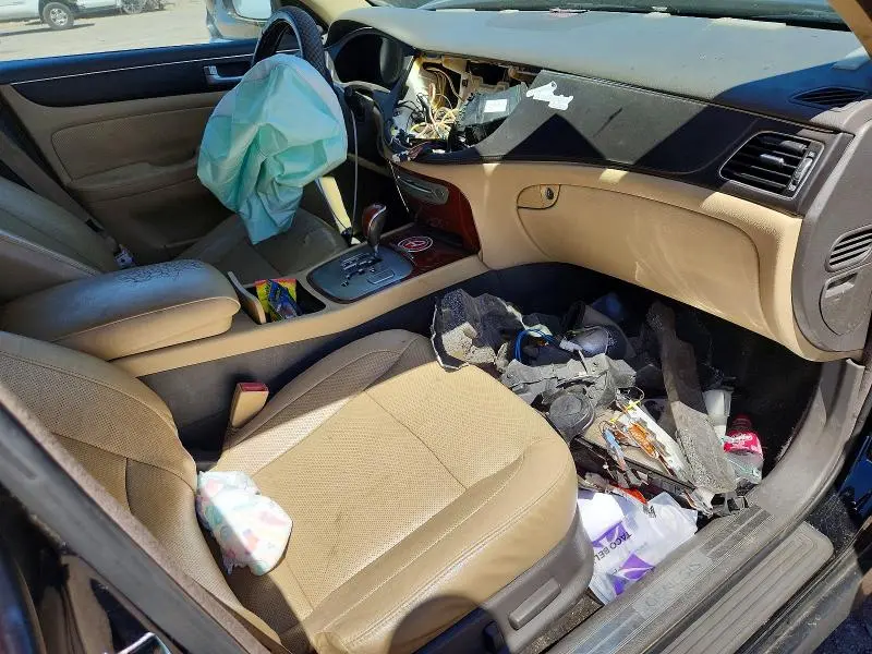 2012 HYUNDAI GENESIS 3.8L  