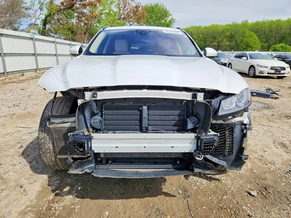 2018 JAGUAR F-PACE PRESTIGE  