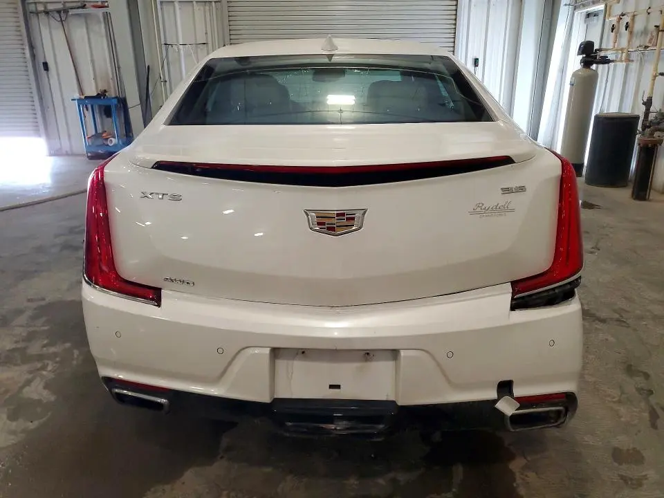 2018 CADILLAC XTS LUXURY  