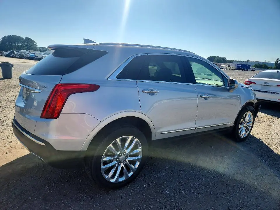 2017 CADILLAC XT5 PLATINUM  