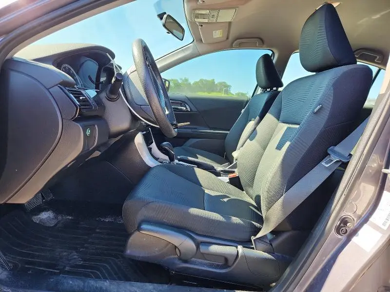 2017 HONDA ACCORD LX  